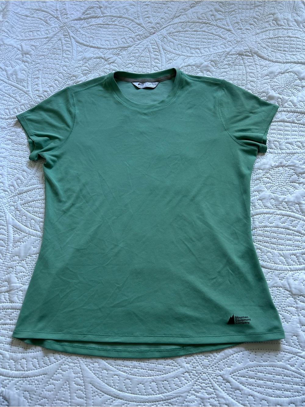MEC Women’s Green Crew Neck T-Shirt Outdoor Hiking Activewear Tee